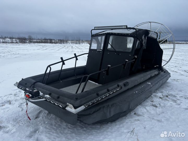 Аэролодка Бриз 550 Honda -200 л.с