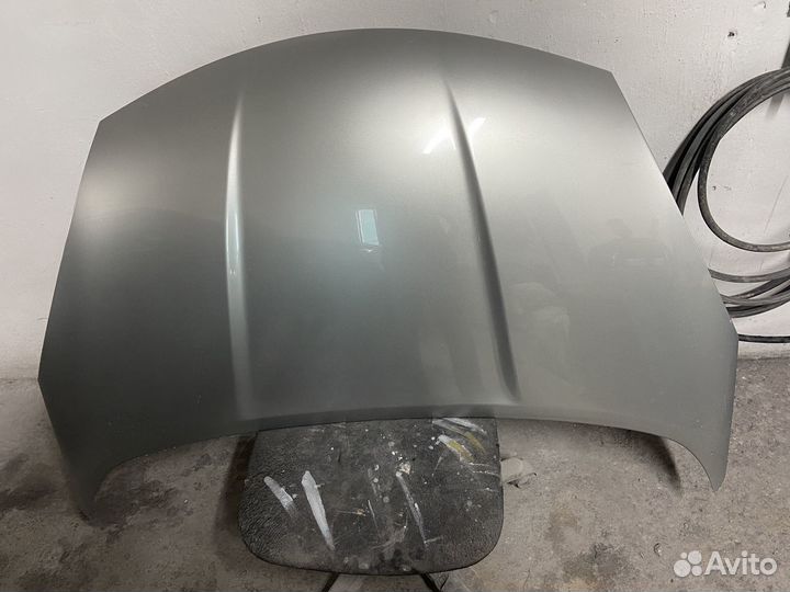 Капот nissan note e11