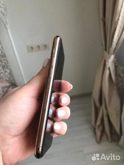 iPhone 11 Pro, 64 ГБ