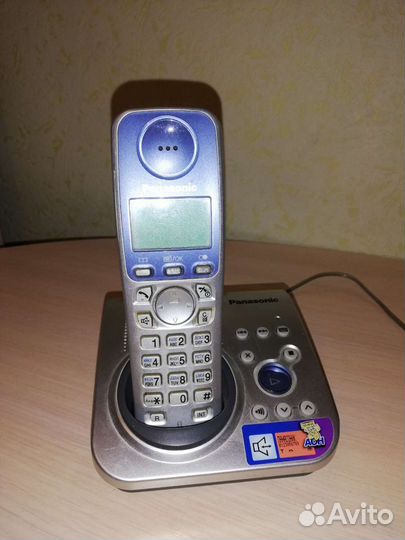 Стационарный телефон panasonic