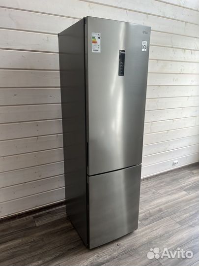 Продаю холодильник