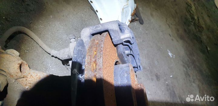 Стоки передние рено сандеро степвей 2