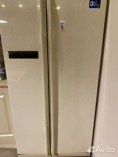 Холодильный шкаф двухдверный бу