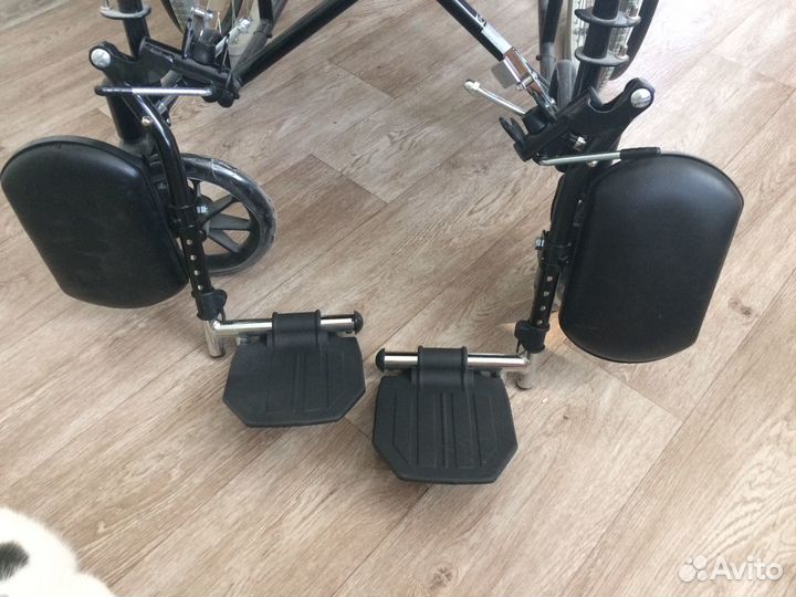 Инвалидное кресло