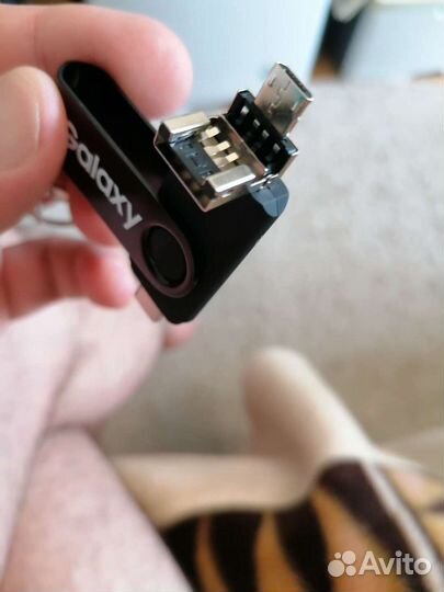 Флэшка накапител 32гиг Galaxy