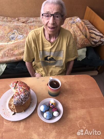 Сиделка за пожилым