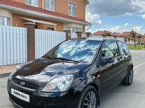 Ford Fiesta 1.6 AT, 2007, 253 608 км, с пробегом, цена 650 000 руб.