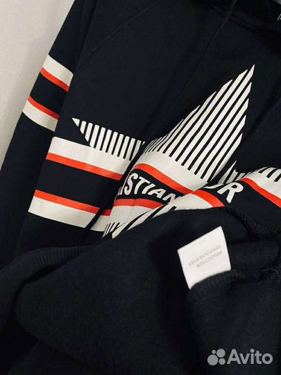 Новый свитшот капюшоном ди0р