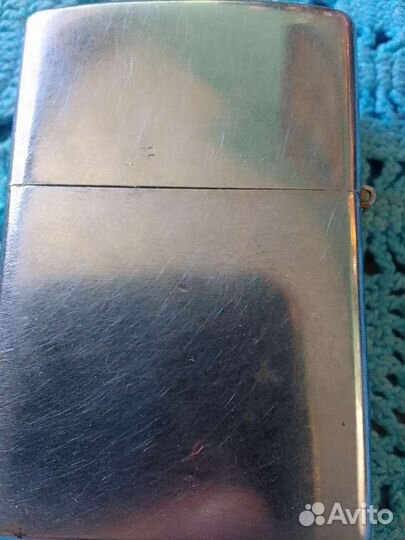 Зажигалка-пьезо красная 2018г.LM