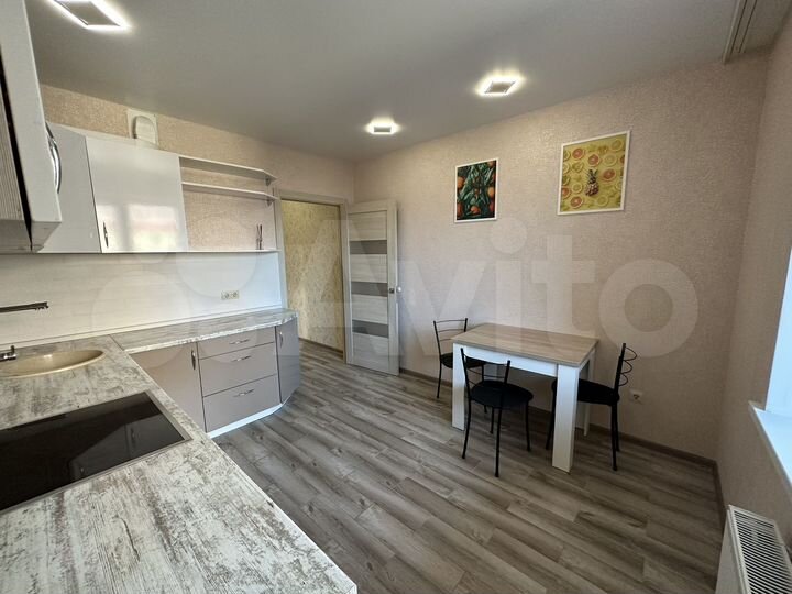 1-к. квартира, 40 м², 13/17 эт.