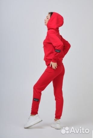 Костюм спортивный женский 40-42 размер
