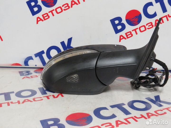 Зеркало Право volkswagen scirocco 137