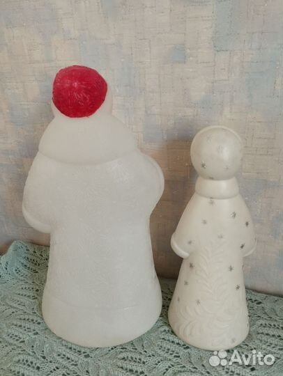 Дед Мороз и внучка Снегурочка парой