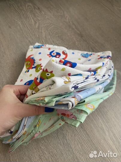 Детсий комплект с бортиками в кроватку