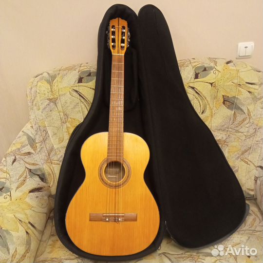 Кофр для классической гитары