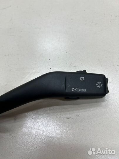 Переключатель стеклоочистителей подрулевой