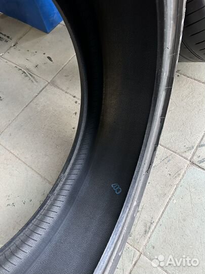 Pirelli P Zero 275/35 R20 102