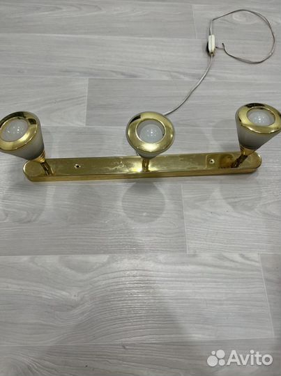 Светильник настенный
