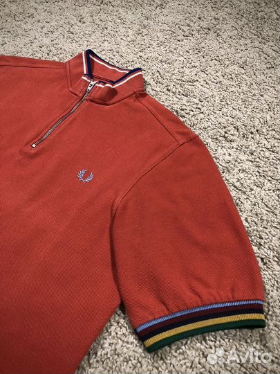 Поло Fred Perry