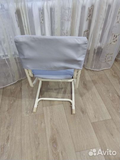 Стул ученический регулируемый