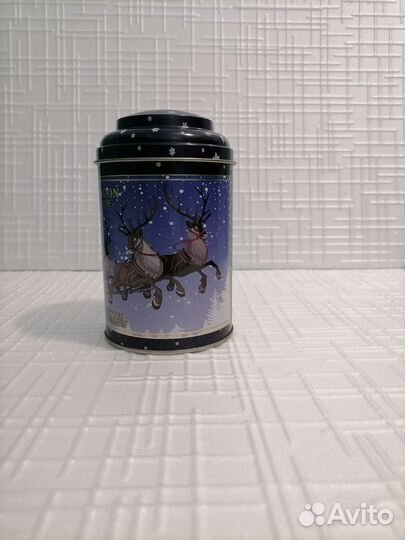 Жестяная банка из под чая