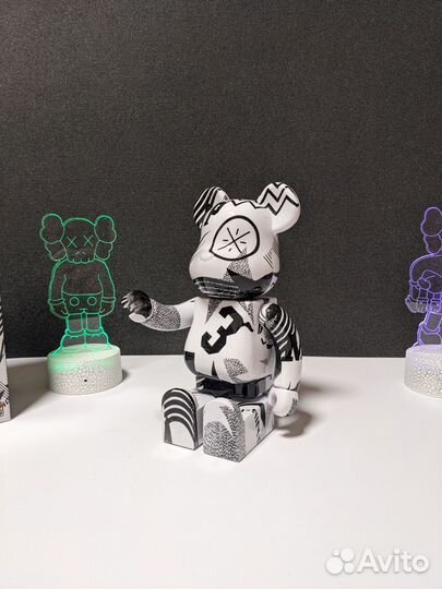 Мишки bearbrick