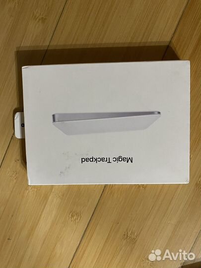 Коробки от аксеcсуаров Apple