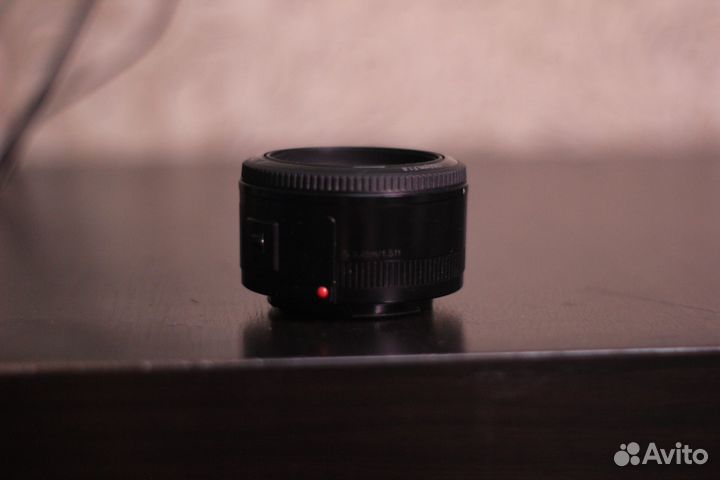 Объектив yongnuo 50mm f1 8 canon