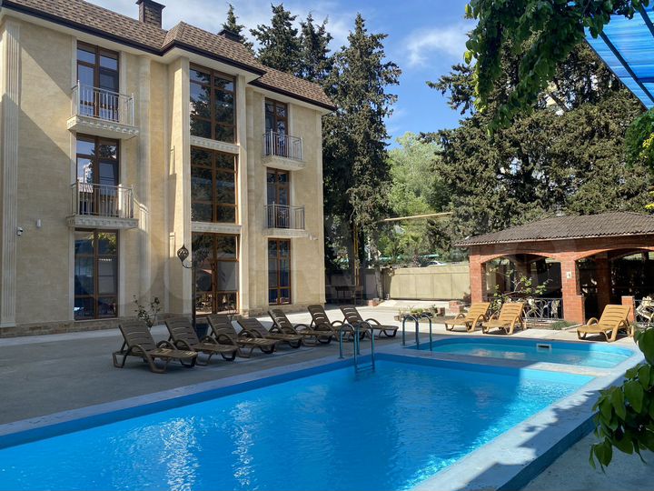Гостиница, 950 м²