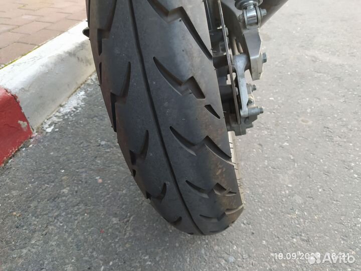 Yamaha xjr400r