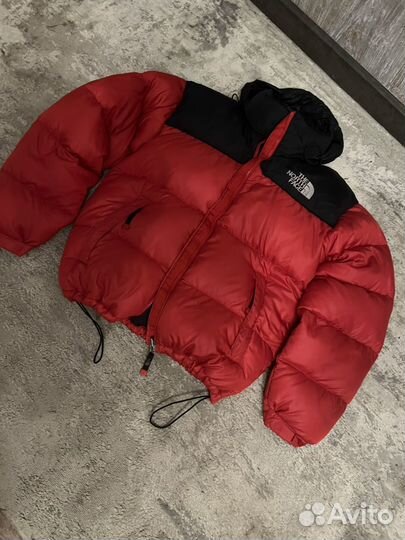 Пуховик the north face 700