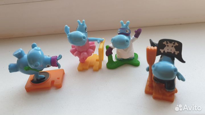 Бегемотики kinder 2022