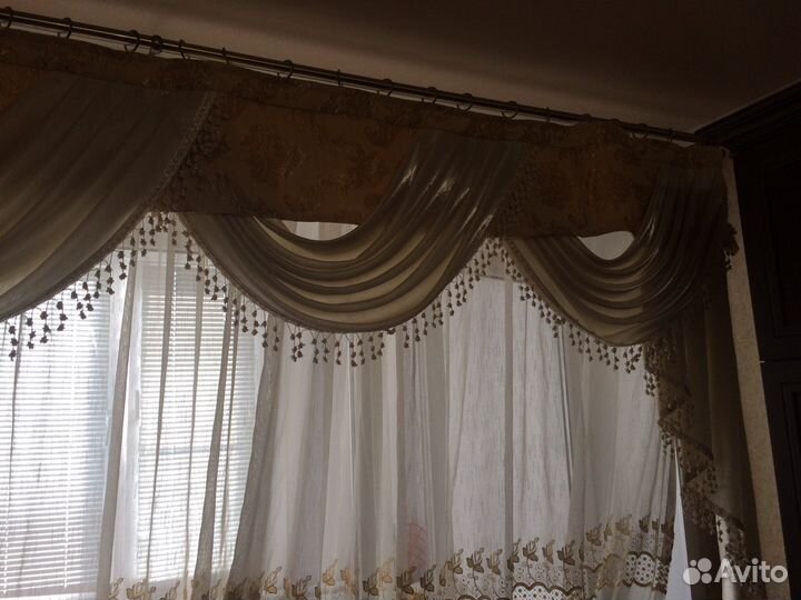 Комплект теневых занавесок с ламбрекеном