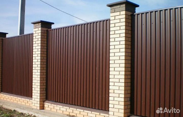 Забор из профнастила быстро