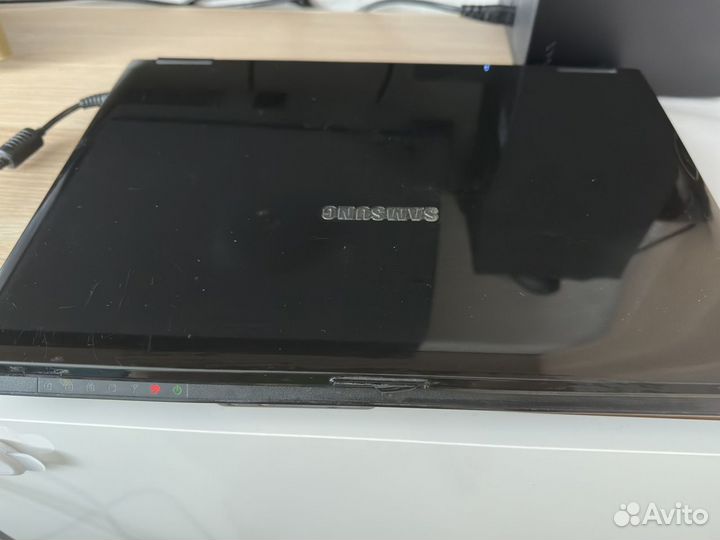 Ноутбук Samsung np-r20