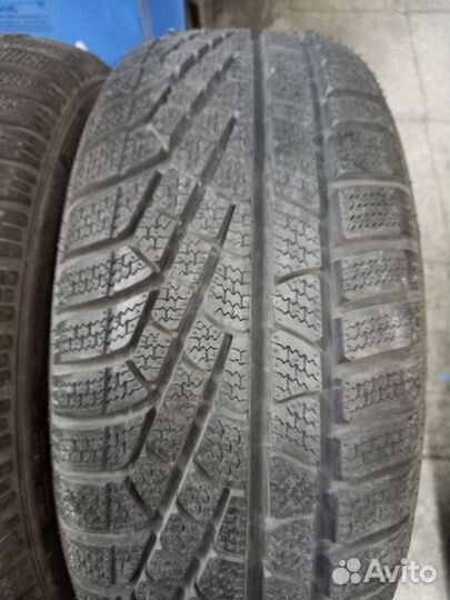 Pirelli Winter Sottozero 210 225/50 R17 94H