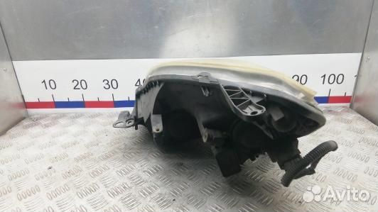 Фара правая opel zafira B (ABR05MU01)