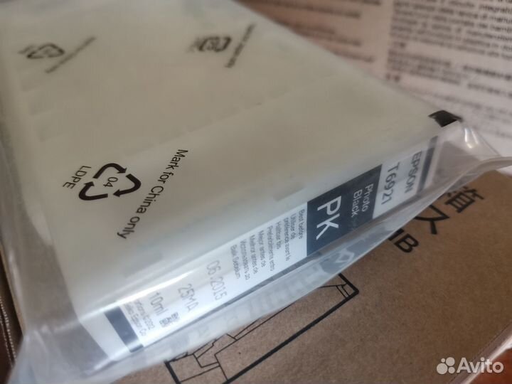 Оригинальный картридж Epson T6921