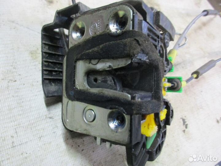 Замок двери передней левой Kia RIO 2011-2017 (4 ко