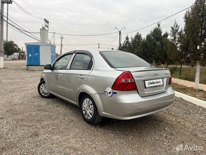 Chevrolet Aveo 1.4 МТ, 2011, 305 000 км