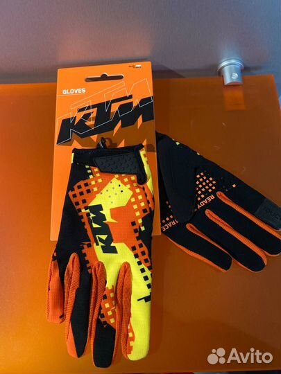 Перчатки gravity FX gloves