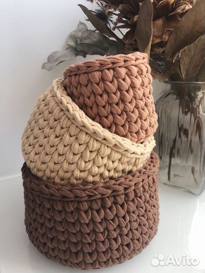 Корзина вязаная
