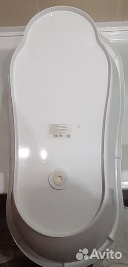 Ванночка для купания новорожденного