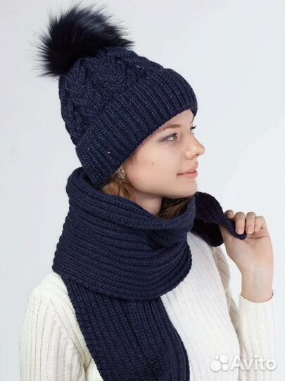 Комплект шапка и шарф женский