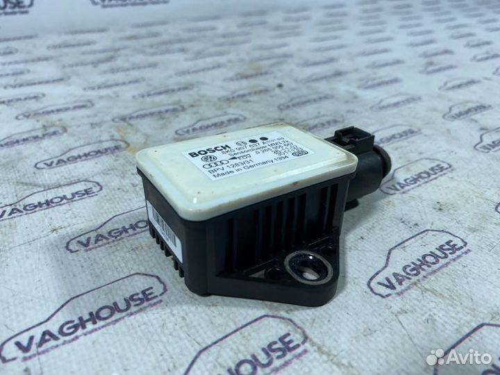 Датчик ускорения Audi A5 8T 3.2 cala 2008