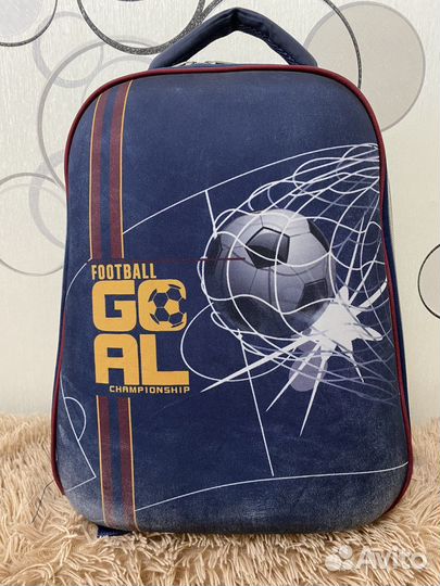 Школьный рюкзак