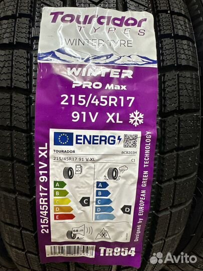 Tourador Winter Pro Max 215/45 R17 92V