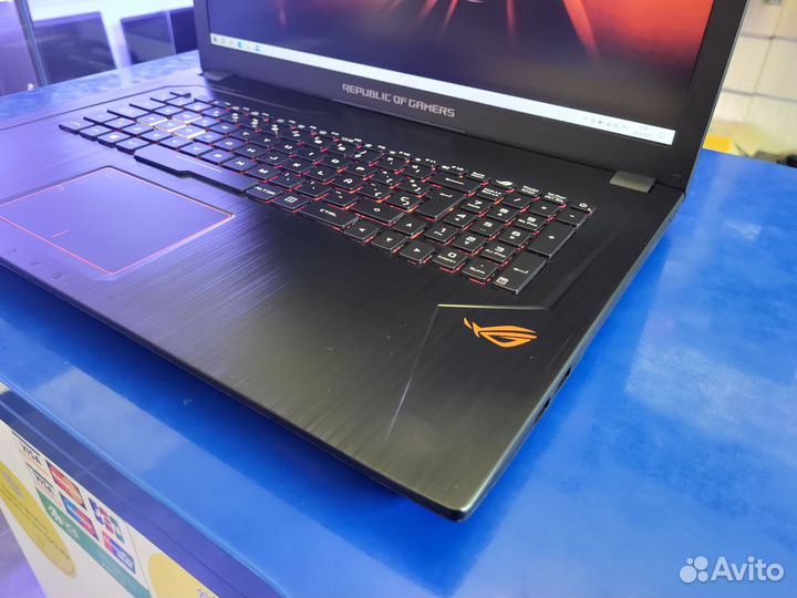 Игровой asus 17.3