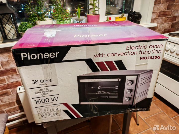 Мини-печь Pioneer MO5020G