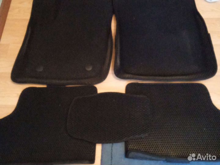 Автомобильные коврики 3д логан 1